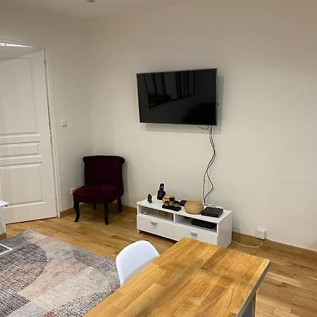 Asnières Superbe Appartement Neuf A Paris מראה חיצוני תמונה